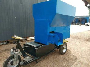 新疆三方電動撒料車定制廠家 助力現代化牲畜養殖